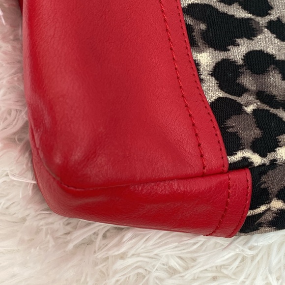 COACH PARK OCELOT PRINT HOBO CROSSBODY BAG preowned. Excellent condition. - Picture 8 of 10